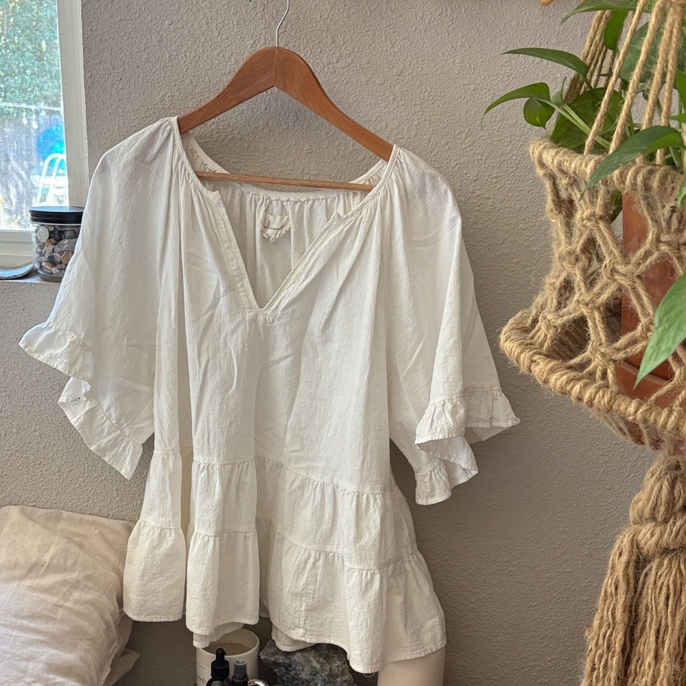 Anthropologie Cream Ruffle Sleeve Blouse